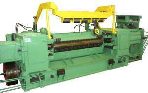Wood-peeling machine LU 17-10 for veneer production